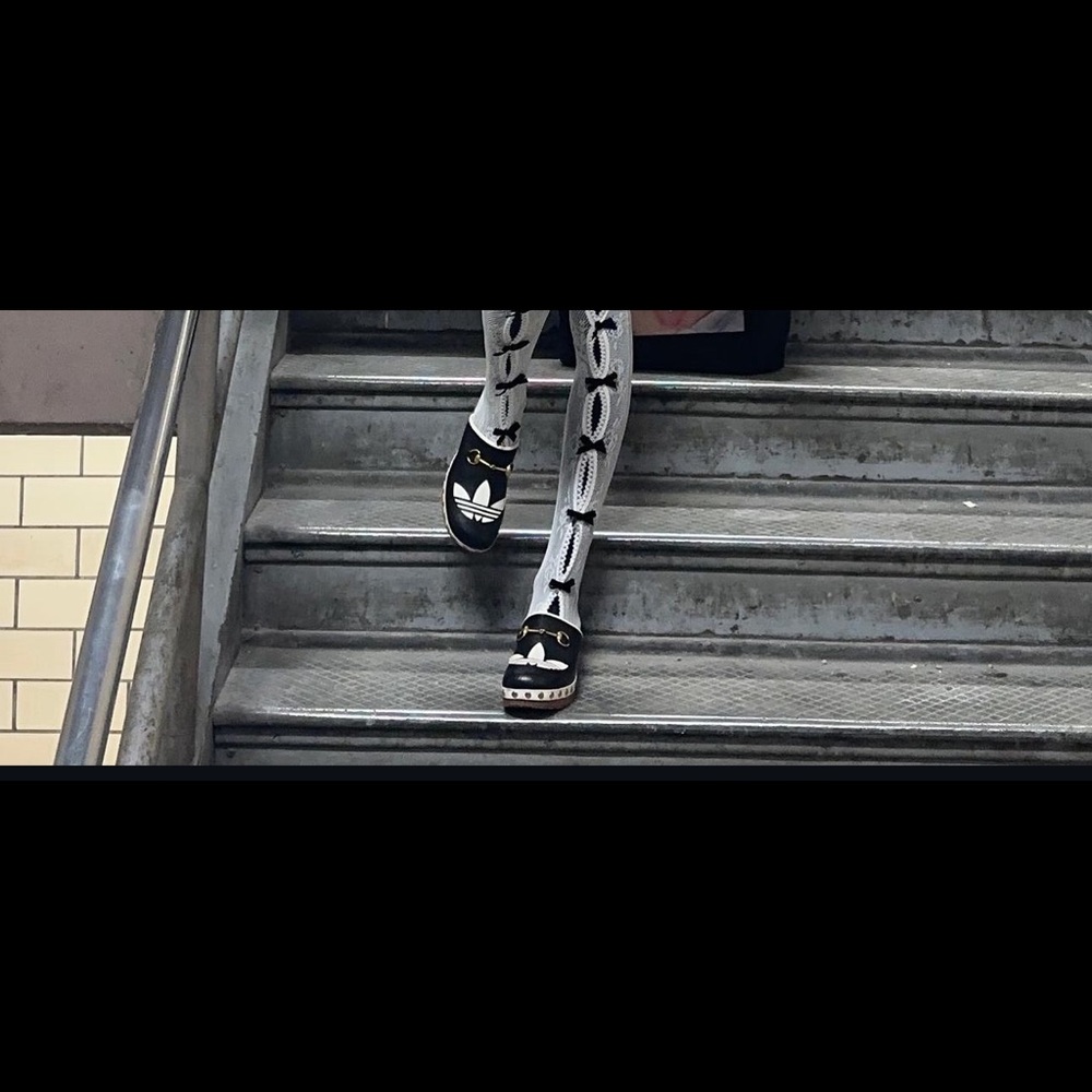 Gucci x Adidas Clogs - Picture 4 of 4